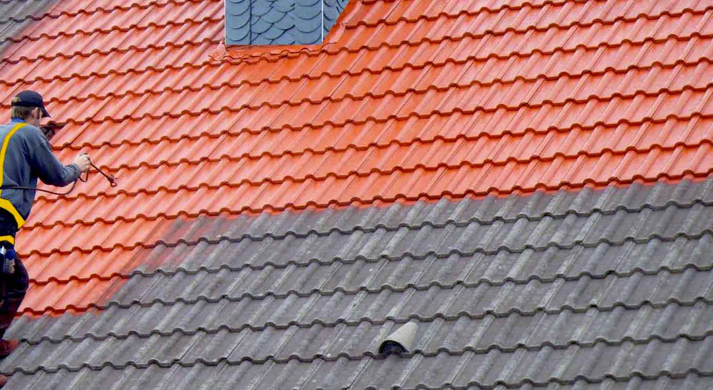 Peinture hydrofuge toiture : Toni Cazeaud : nettoyage toiture et protection anti-mousse. Revêtement peinture hydrofuge coloré dans le Val de Marne 94  - Essonne 91 - Seine et Marne 77